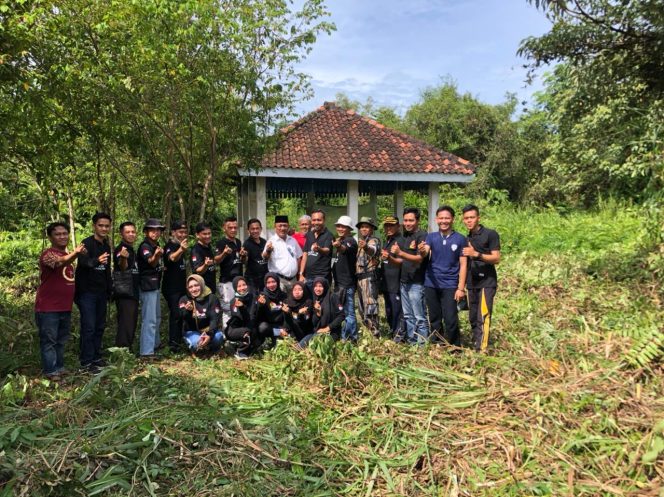 
 PEKAT IB Tulangbawang Ziarah ke Makam Minak Poyang Sakti