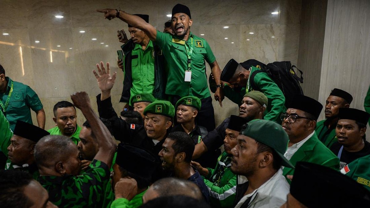 Muktamar X PPP yang berujung ricuh. Sumber foto : CNN