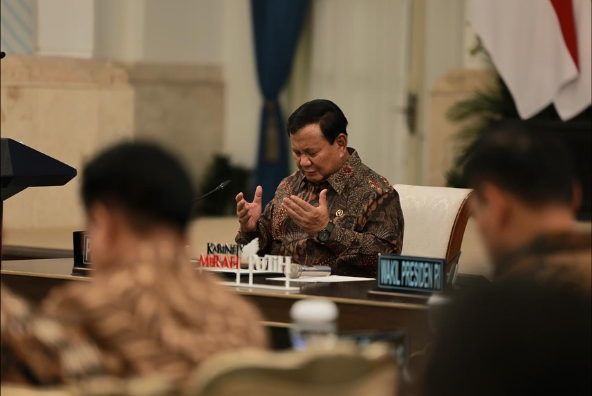Prabowo Subianto dalam Rapat Kabinet Paripurna