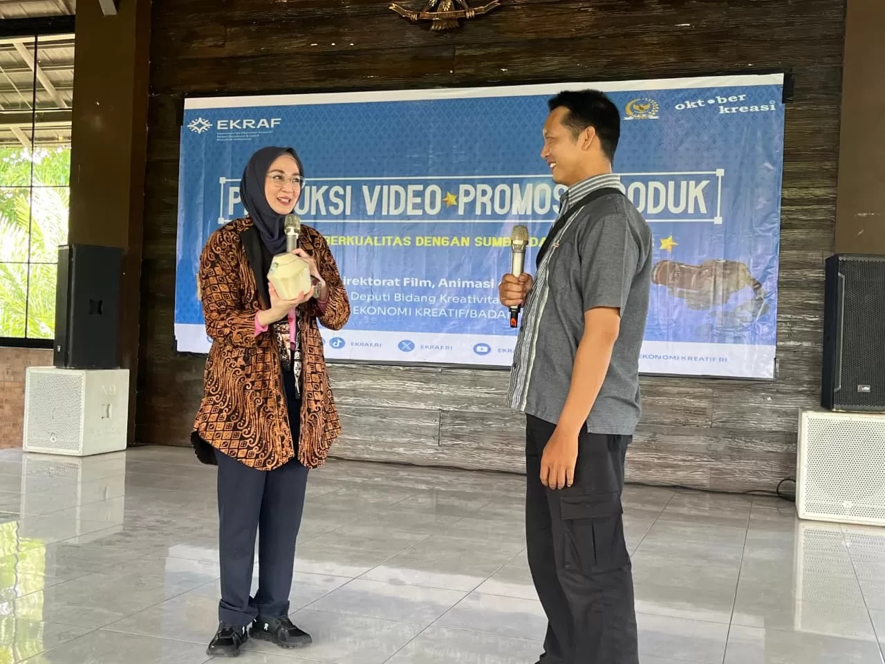 Dona Lorenza dalam kegiatan di Banyuwangi, Jum'at (24/10)