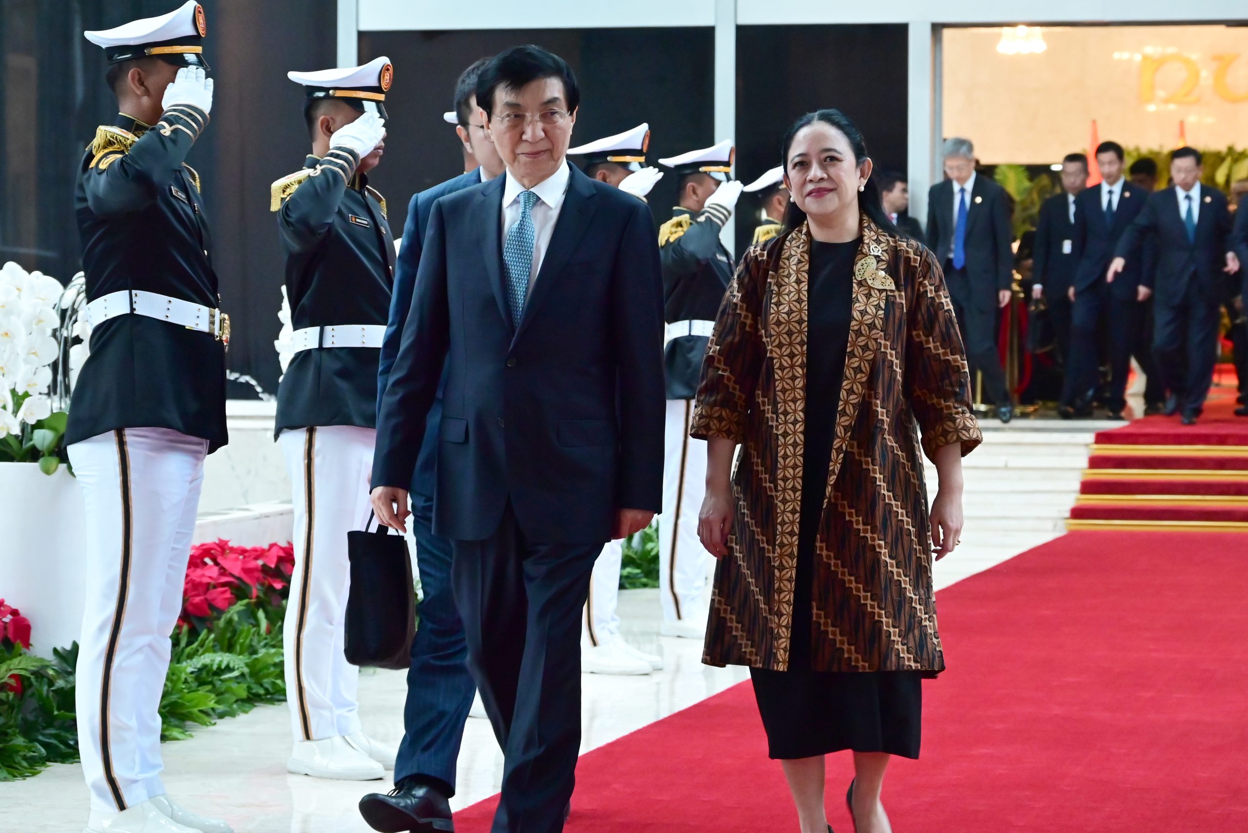 Ketua DPR RI Puan Maharani saat menerima kunjungan Ketua CPPCC China, Wang Huning, di Gedung Nusantara, Kompleks Parlemen, Senayan, Jakarta, Rabu (3/12/2025).